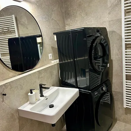 Apartmán Meridian - Stylish Brand New In The Center *