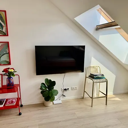 Meridian - Stylish Brand New In The Center & Free Garage Parking Apartamento