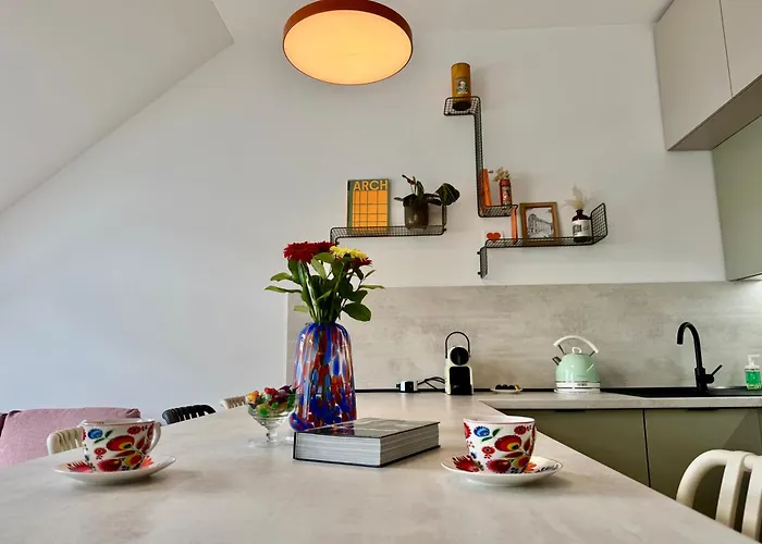 Meridian - Stylish Brand New In The Center & Free Garage Parking Appartement