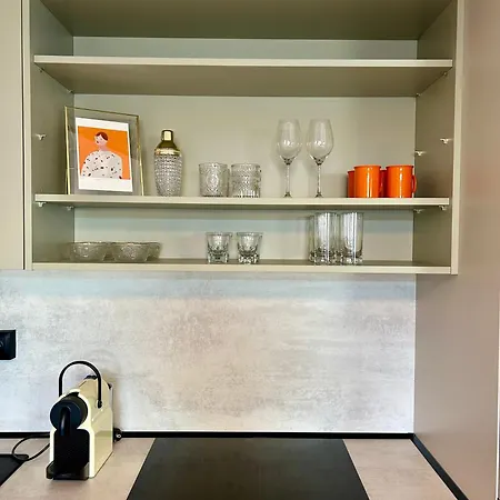 Apartment Meridian - Stylish Brand New In The Center Bratislava